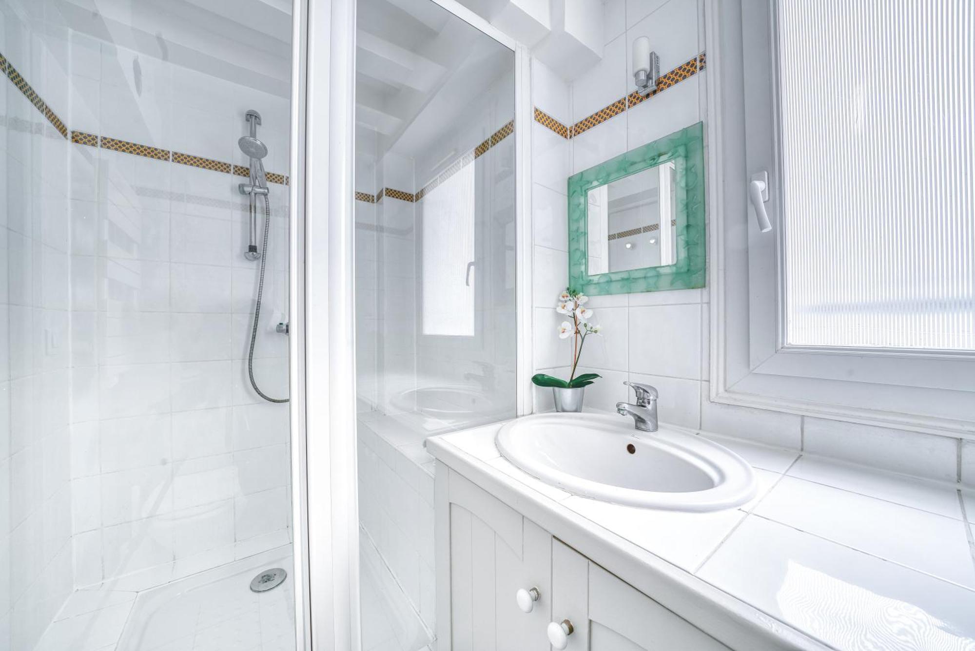 Unique & Beautiful Duplex In Saint-Germain Paris Exterior foto